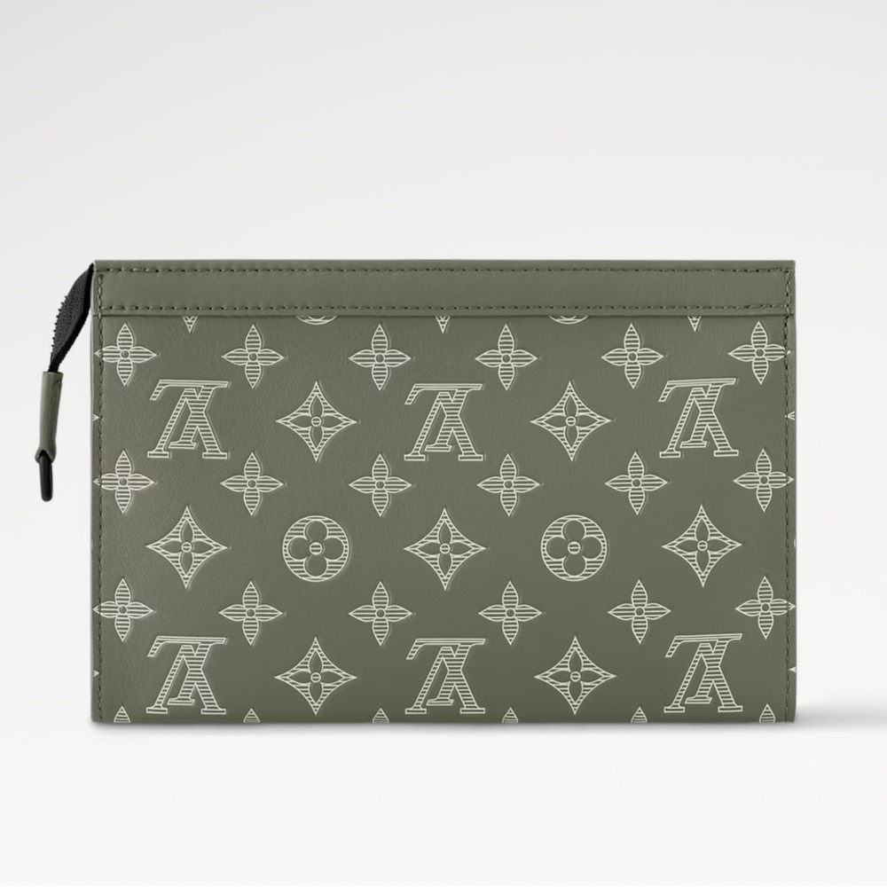 Louis Vuitton Gaston Wearable Wallet - Picture 5 of 6